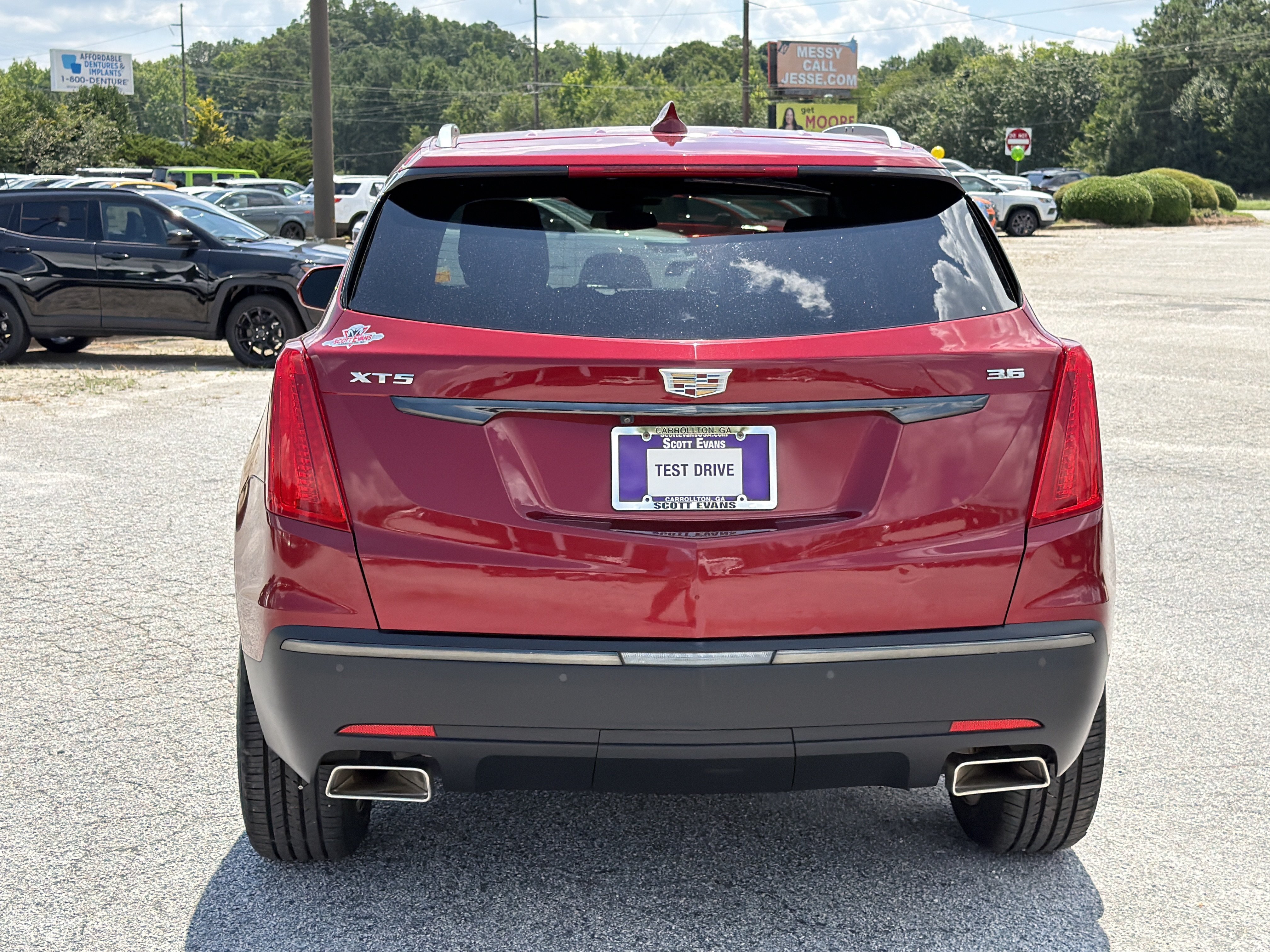 Used 2019 Red Horizon Tintcoat Cadillac Luxury FWD image 7
