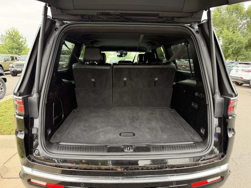 Used 2024 Black Jeep Series II image 34
