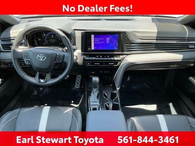 Certified Used 2025 PRECIOUS METAL Toyota  image 26