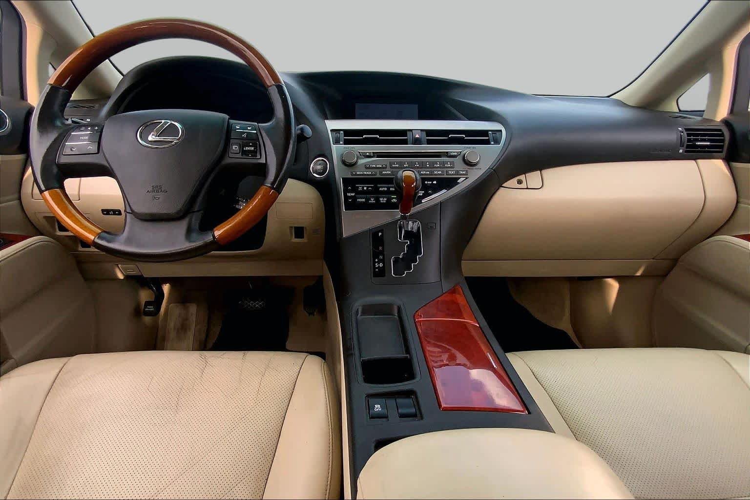 Used 2010 Starfire Pearl Lexus  image 14