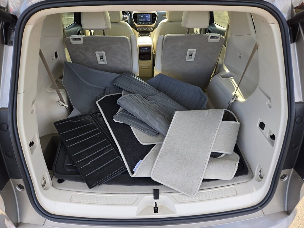 2023 GMC Acadia Denali - Photo 13