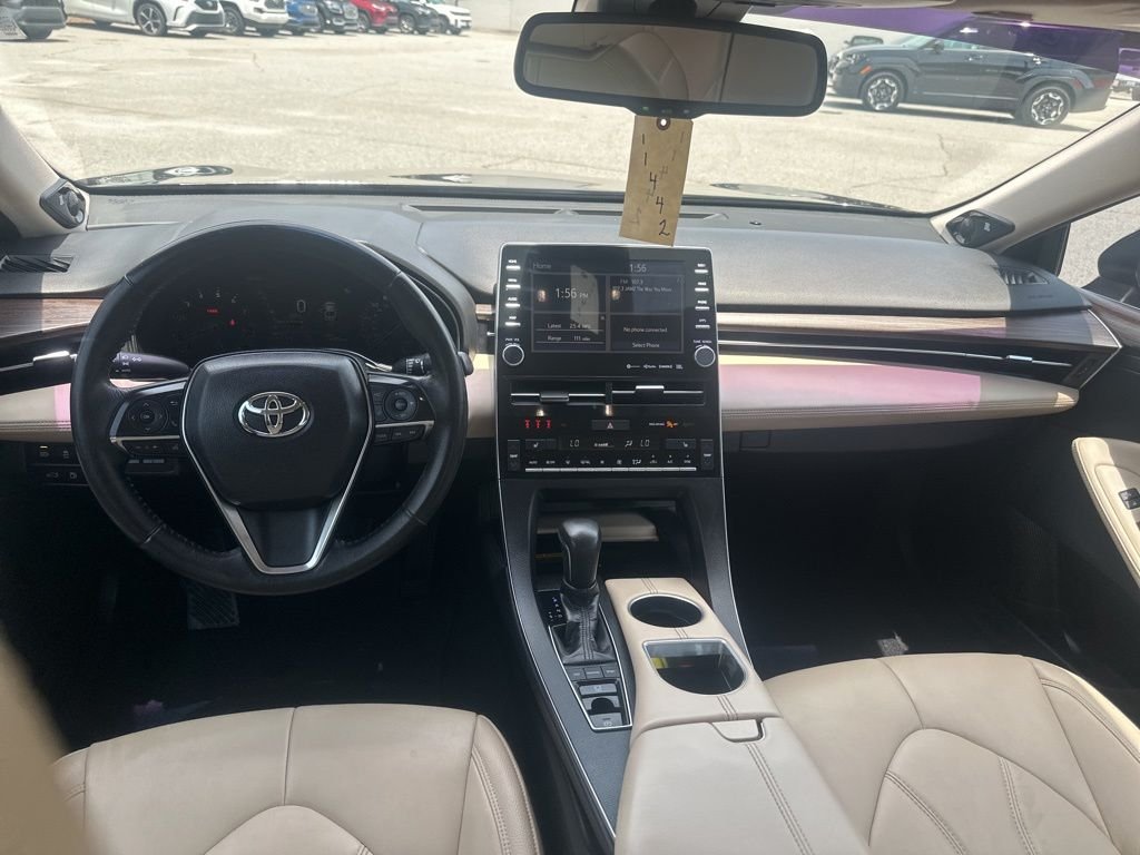 Used 2019 Midnight Black Metallic Toyota XLE image 10
