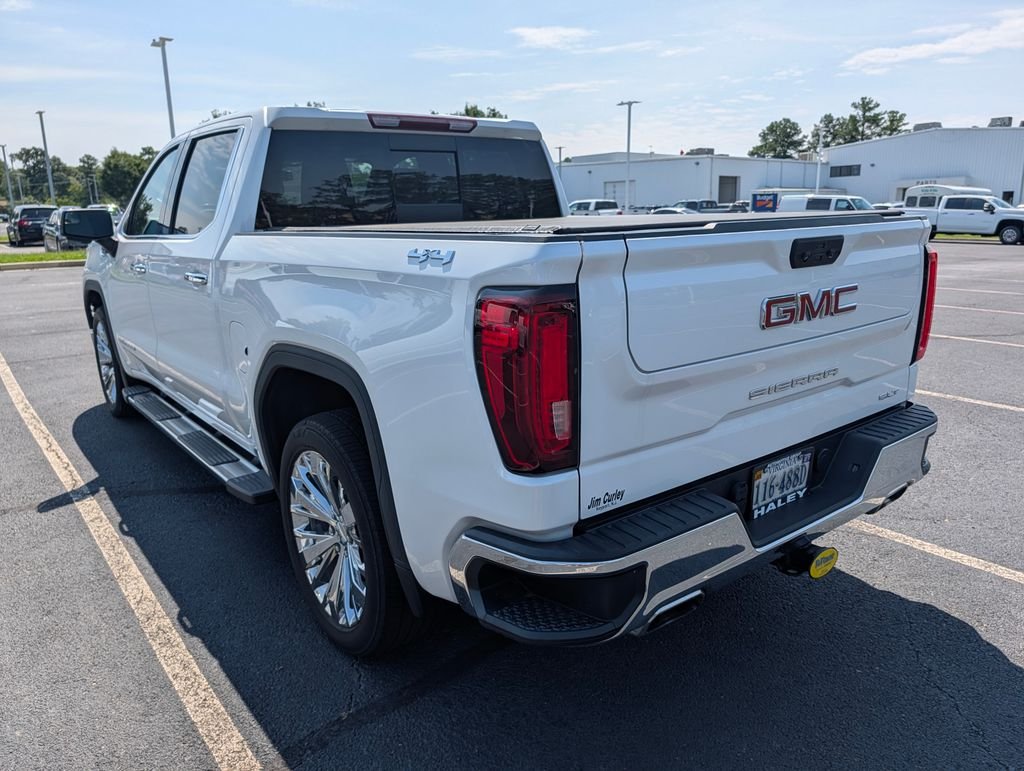 Used 2023 White GMC SLT image 23
