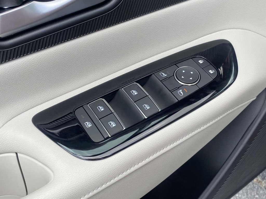 2025 Nissan Murano SV - Photo 15