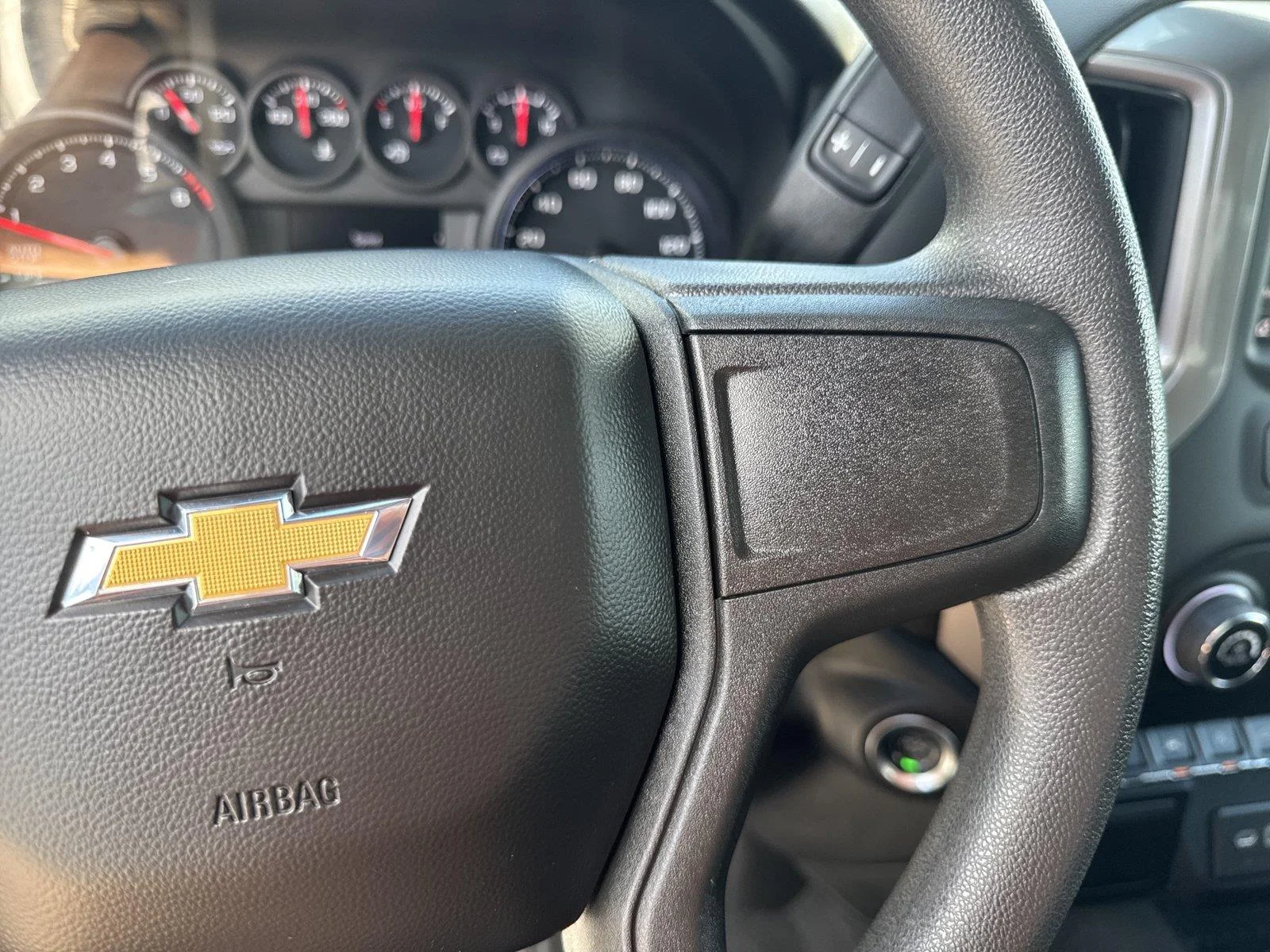 Used 2022 Summit White Chevrolet Custom image 22