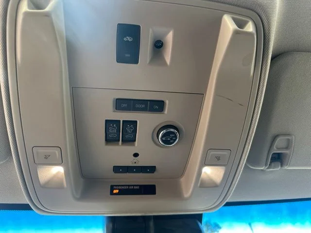 Used 2018 Gray Chevrolet Premier image 23