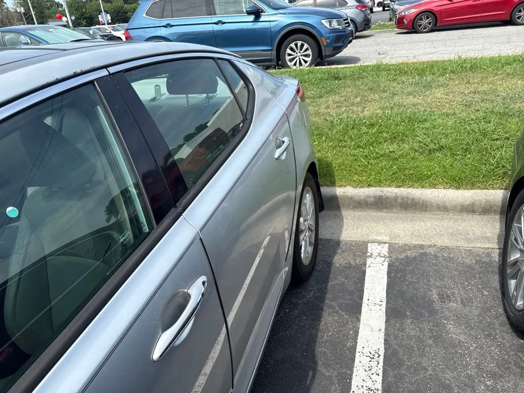 Used 2012 Silver Kia EX image 2