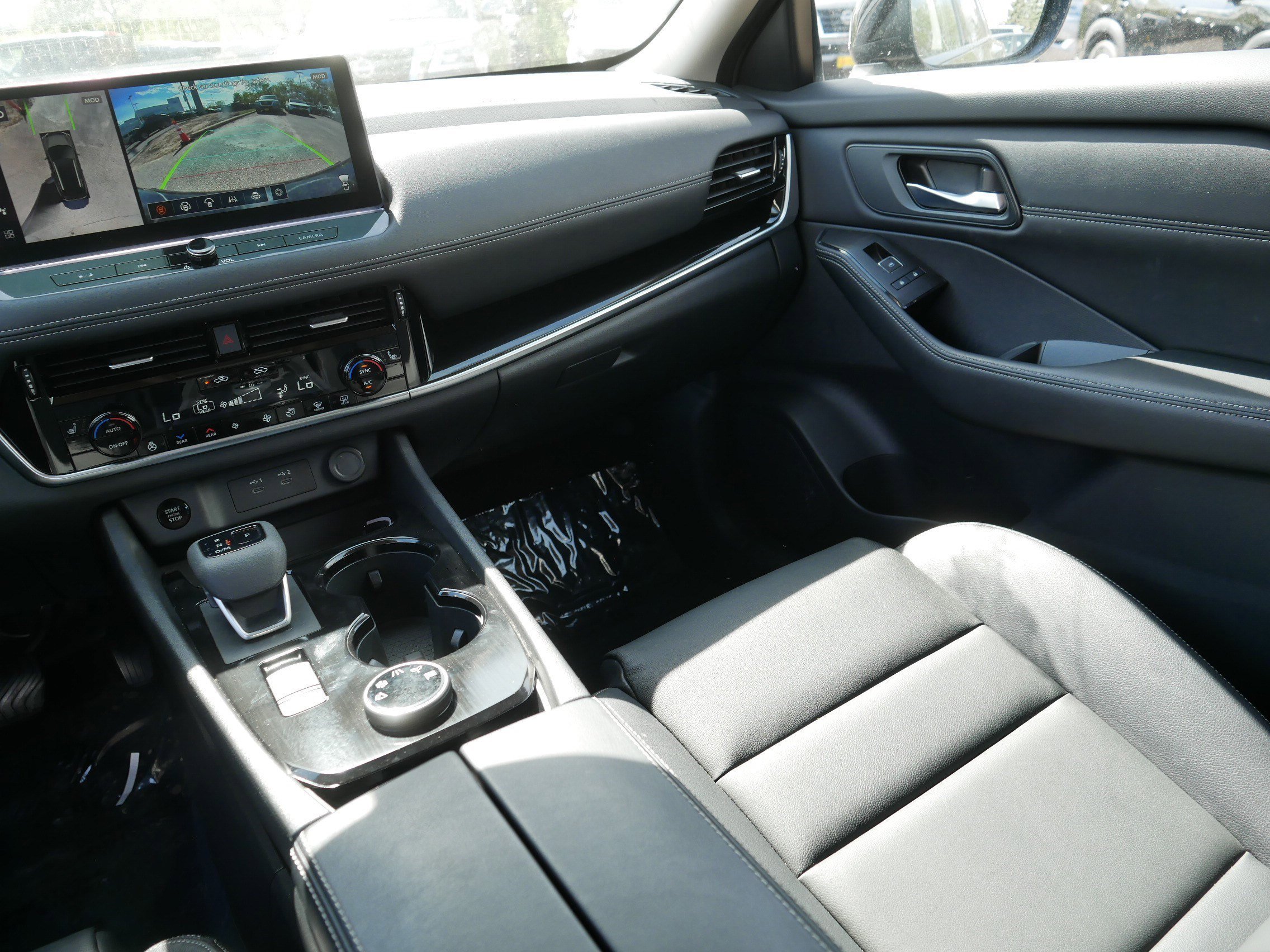 Certified Used 2025 Super Black Nissan SL image 11