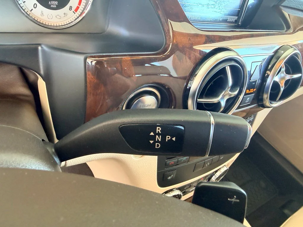 Used 2013 Silver Mercedes-Benz GLK 350 image 17