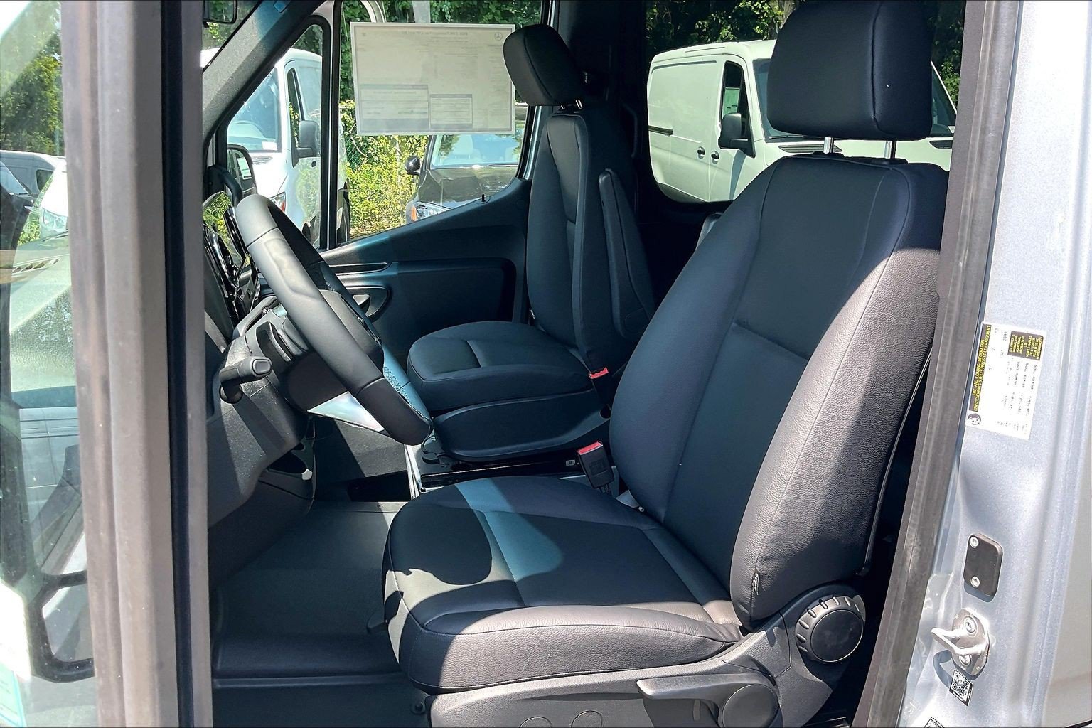 New 2026 High-tech silver metallic Mercedes-Benz Passenger 170 WB image 20
