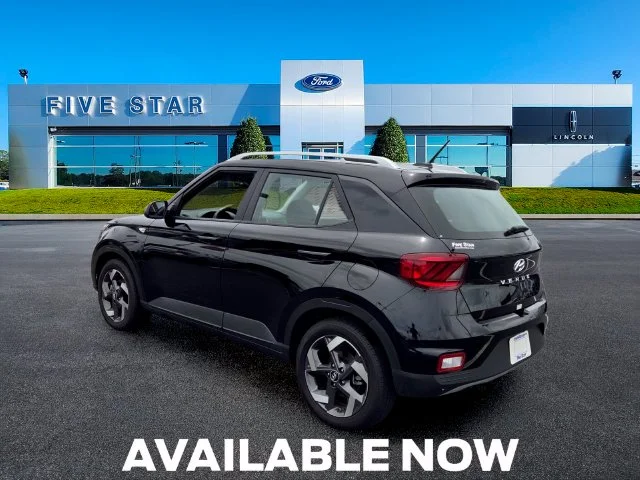 Used 2026 Black Hyundai SEL image 5