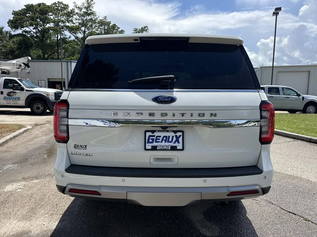 Certified Used 2022 Star White Ford Limited image 14
