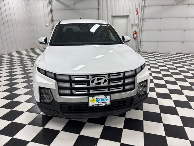 Used 2025 Hyundai Santa Cruz SE with VIN 5NTJADDE2SH140914 for sale in Rochester, Minnesota