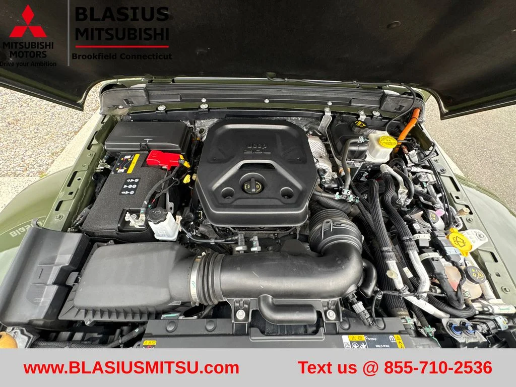 Used 2024 Green Jeep Sport S 4xe image 67