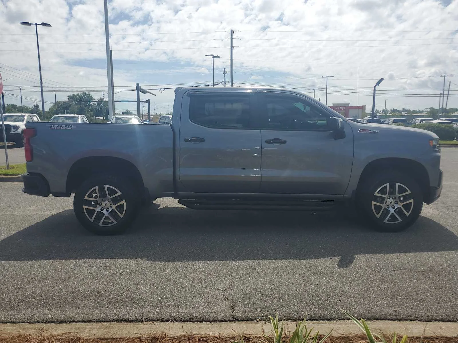Used 2019 SATIN STEEL METALLIC Chevrolet LT Trail Boss image 7