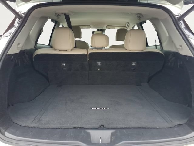 Used 2023 White Nissan SL FWD image 21