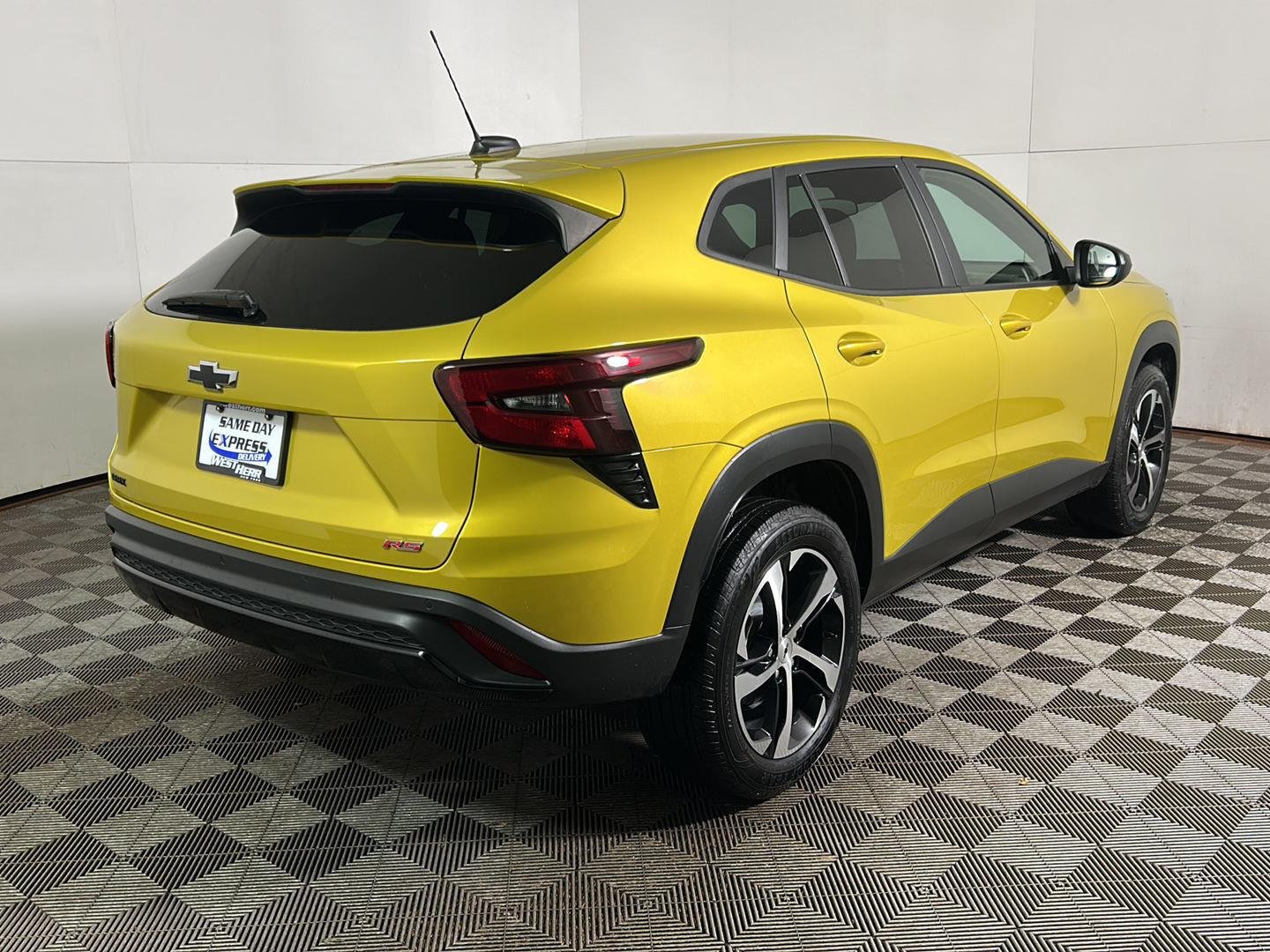 Used 2024 Nitro Yellow Metallic Chevrolet RS image 6