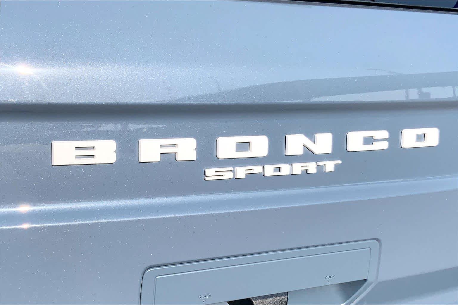 Used 2024 Azure Gray Metallic Tri-Coat Ford Big Bend image 31