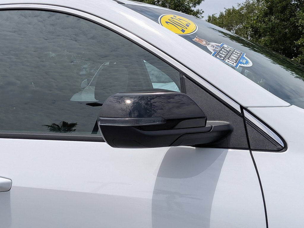 2025 Chevrolet Traverse LT - Photo 28