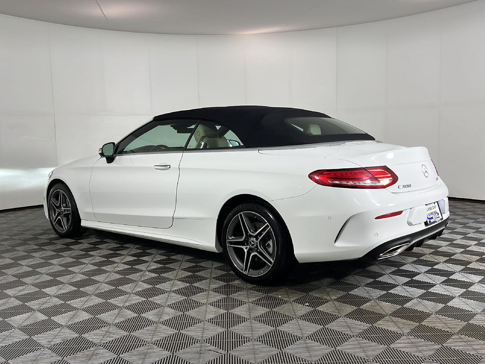 Used 2020 Polar White Mercedes-Benz C 300 image 9