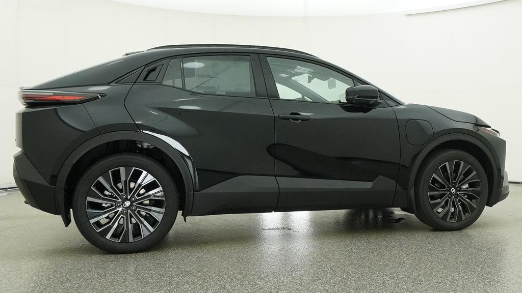 New 2026 Midnight Black Met Toyota XSE image 32