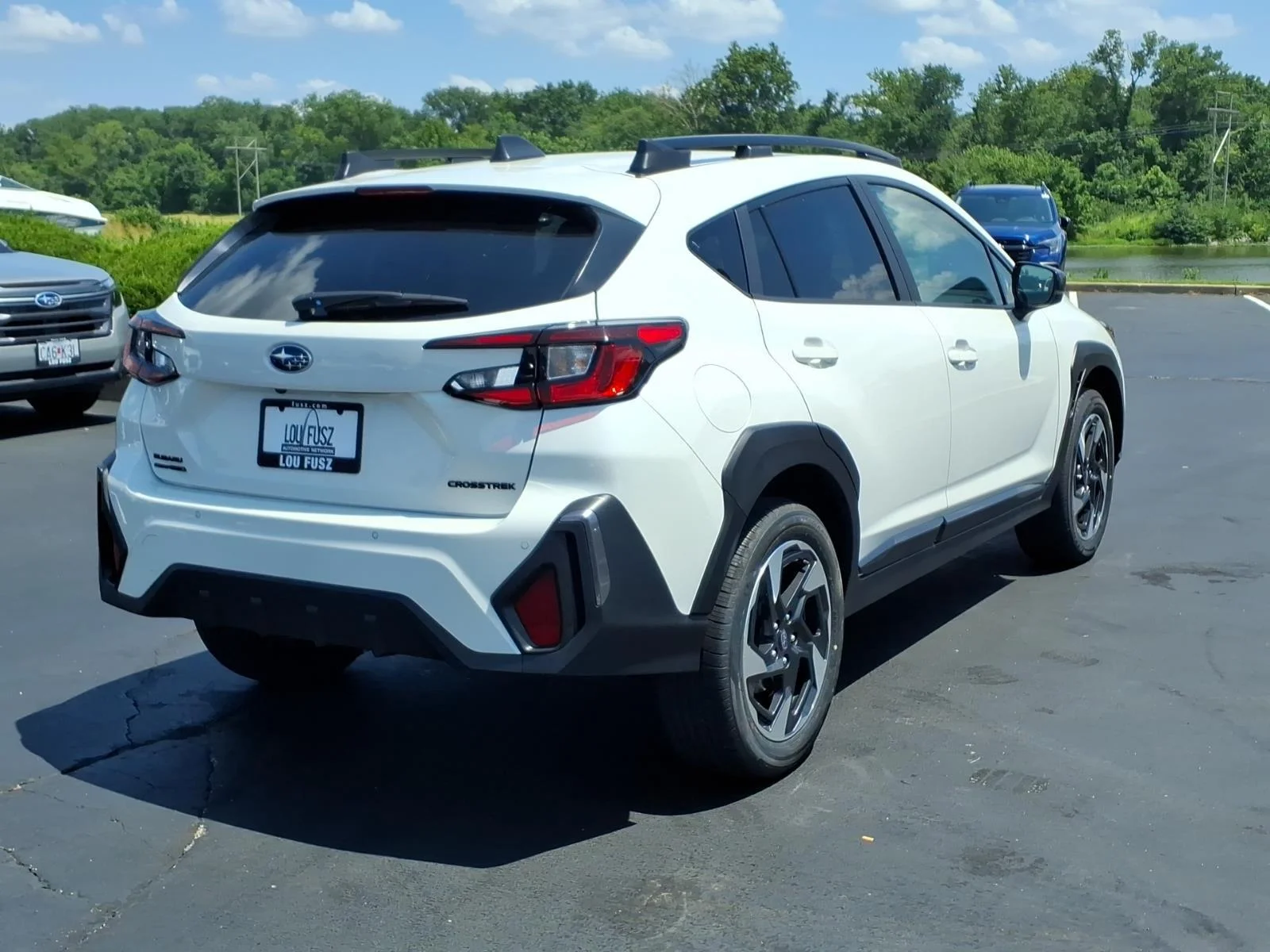 New 2026 CRYSTAL WHITE PEARL Subaru Limited image 16