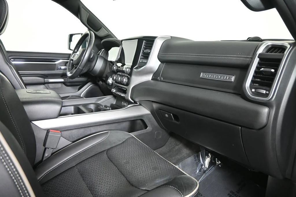 Used 2021 Blue Ram Laramie image 16