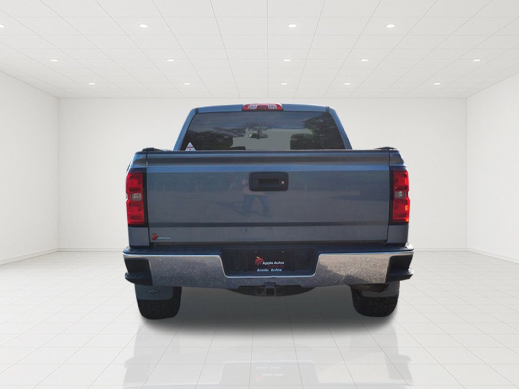 Used 2015 Gray Chevrolet LT image 5