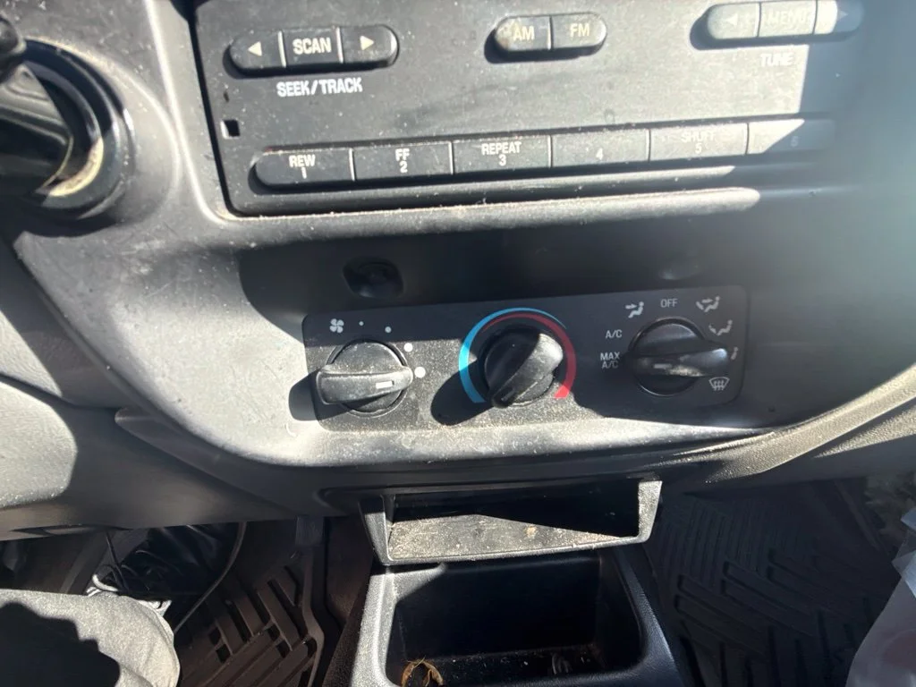 Used 2007 Black Clearcoat Ford XL image 9
