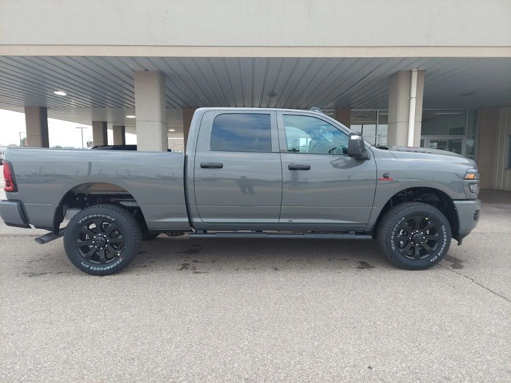 New 2026 Ceramic Gray Clear-Coat Exterior Paint RAM Express image 8