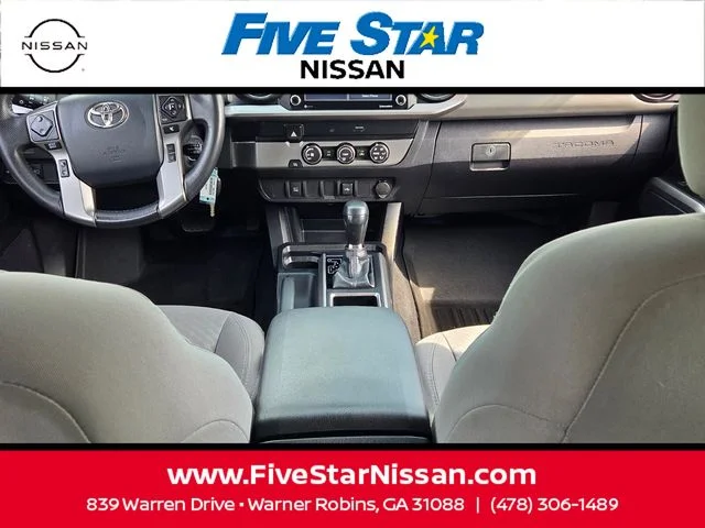 Used 2020 Gray Toyota SR5 image 9