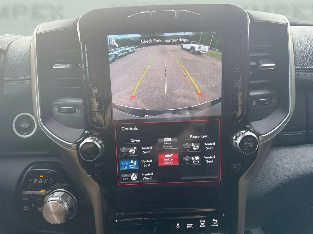 Used 2021  Ram Laramie image 20