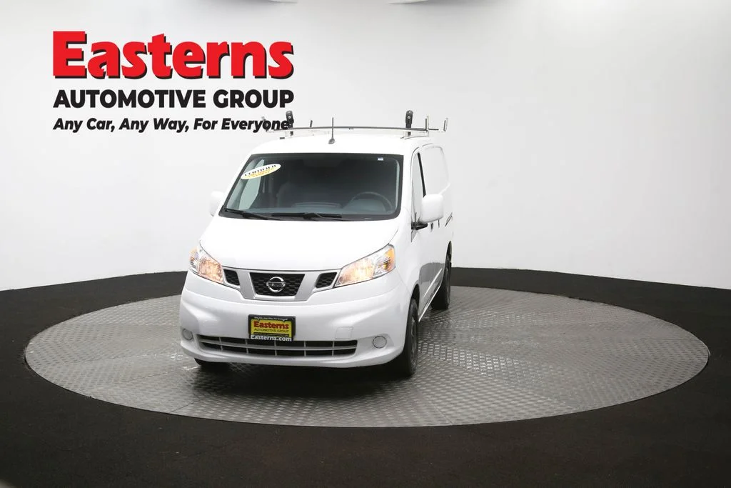 Used 2021 White Nissan SV image 52