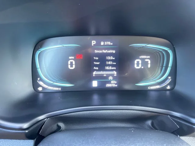Used 2025 Black Kia LX image 9