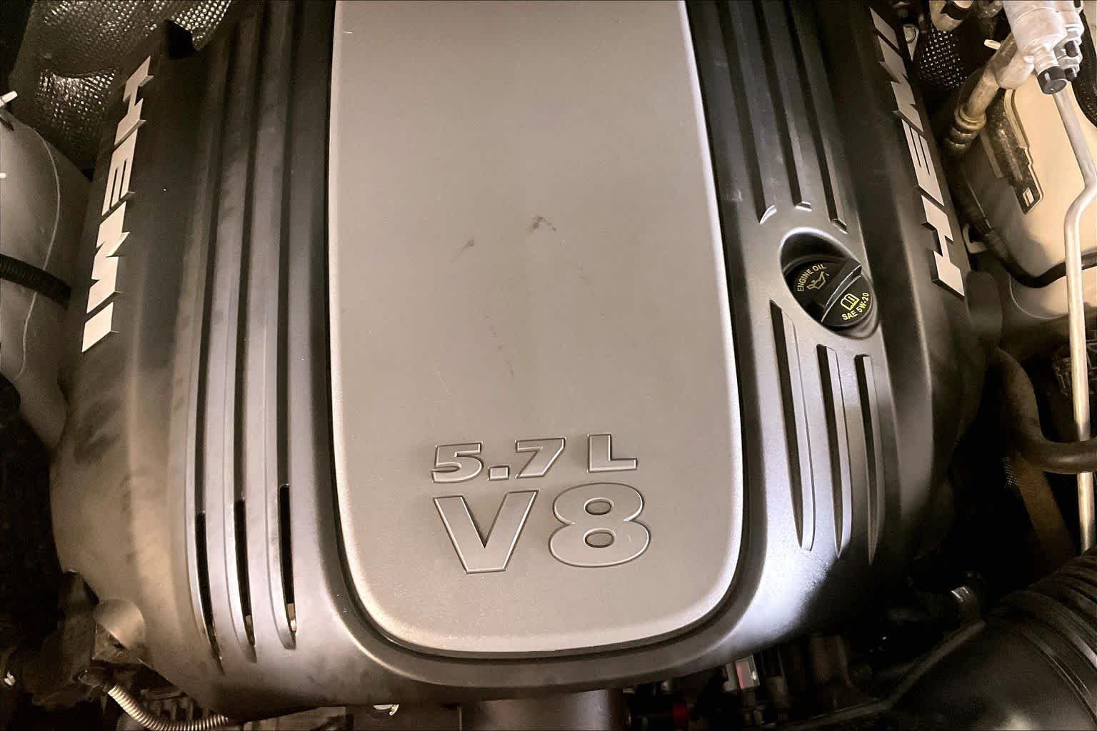Used 2014 Bright White Clearcoat Dodge R/T image 29