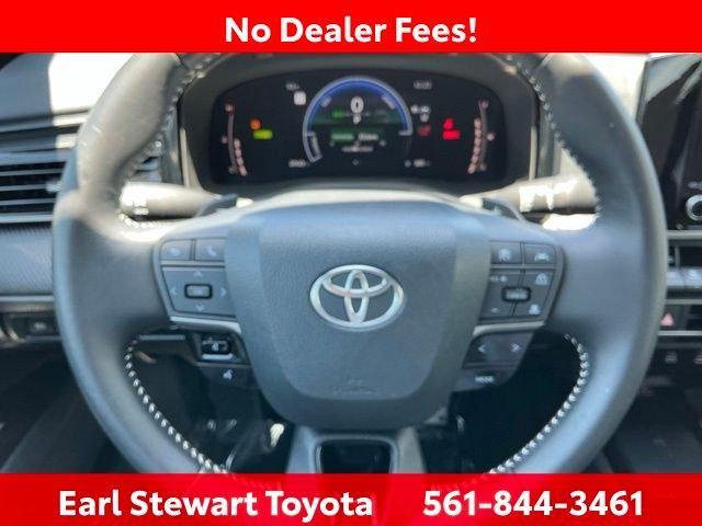 Certified Used 2025 PRECIOUS METAL Toyota  image 34