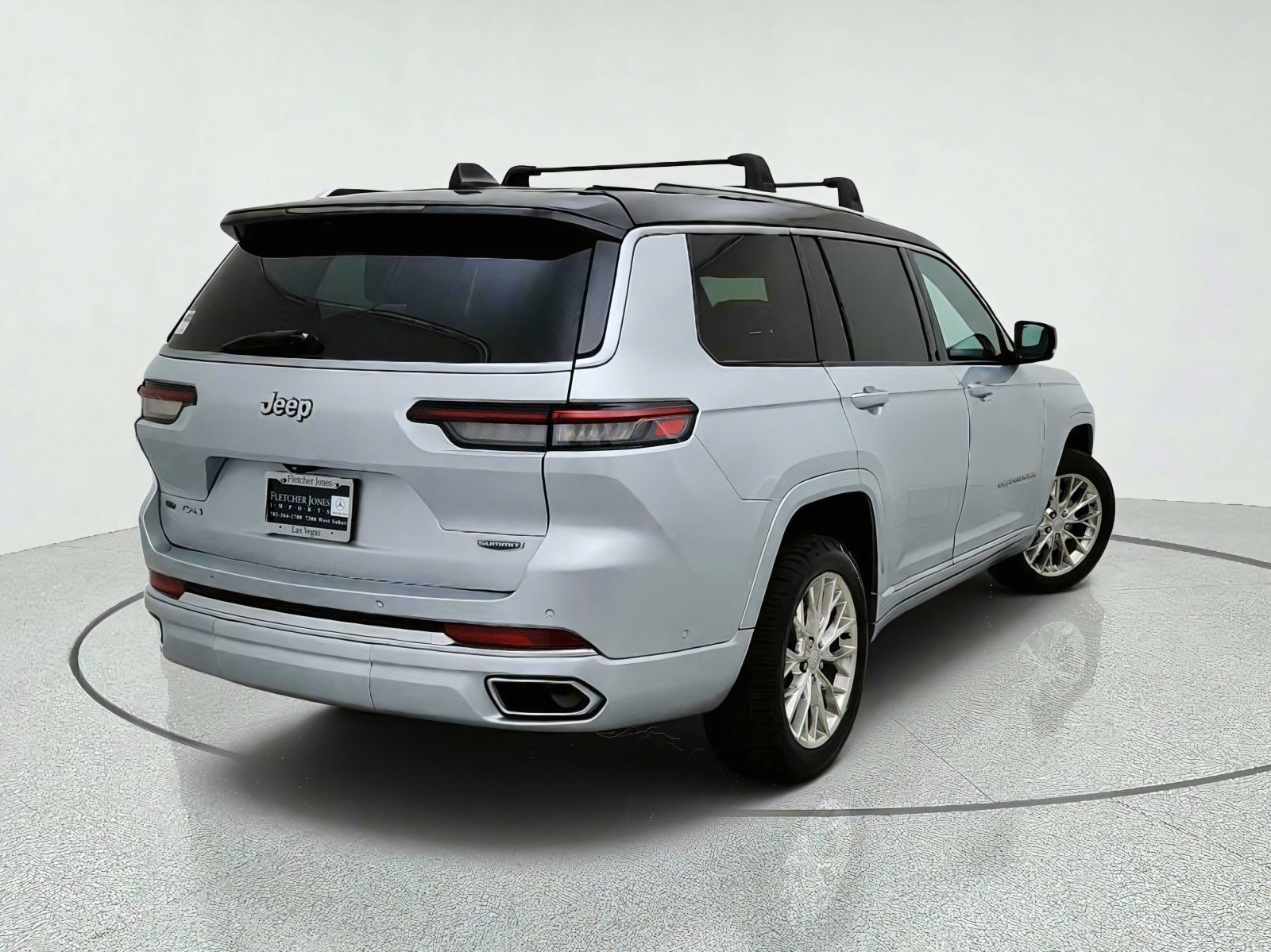 Used 2021 Silver Zynith Jeep Summit image 9