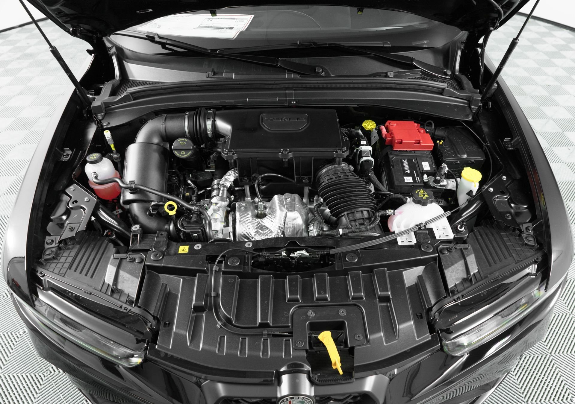New 2025 Alfa Black Exterior Paint Alfa Romeo Base image 33