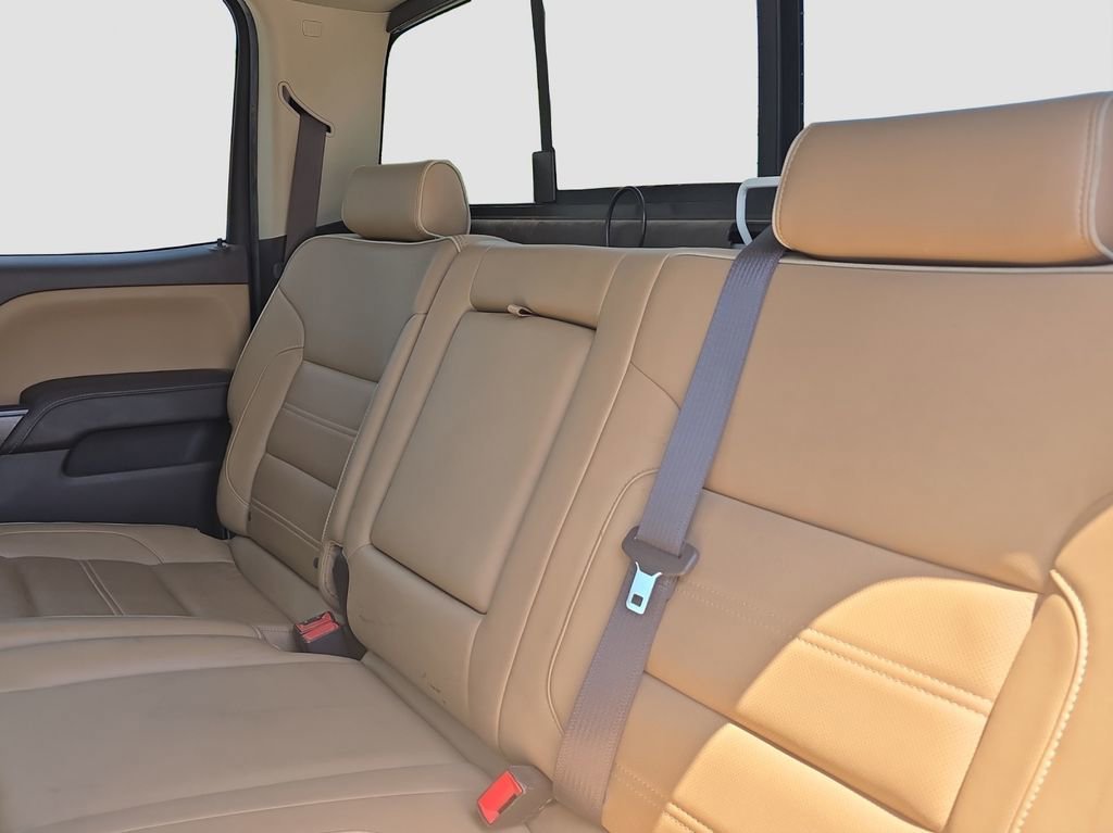 Used 2017 SUMMIT WHITE GMC Denali image 12