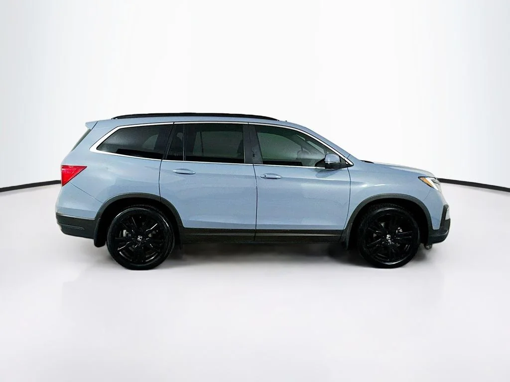 Certified Used 2022 Gray Honda Special Edition image 9