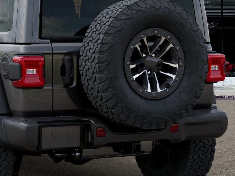 New 2026 Granite Crystal Metallic Clear-Coat Exterior Paint Jeep Moab 392 image 13