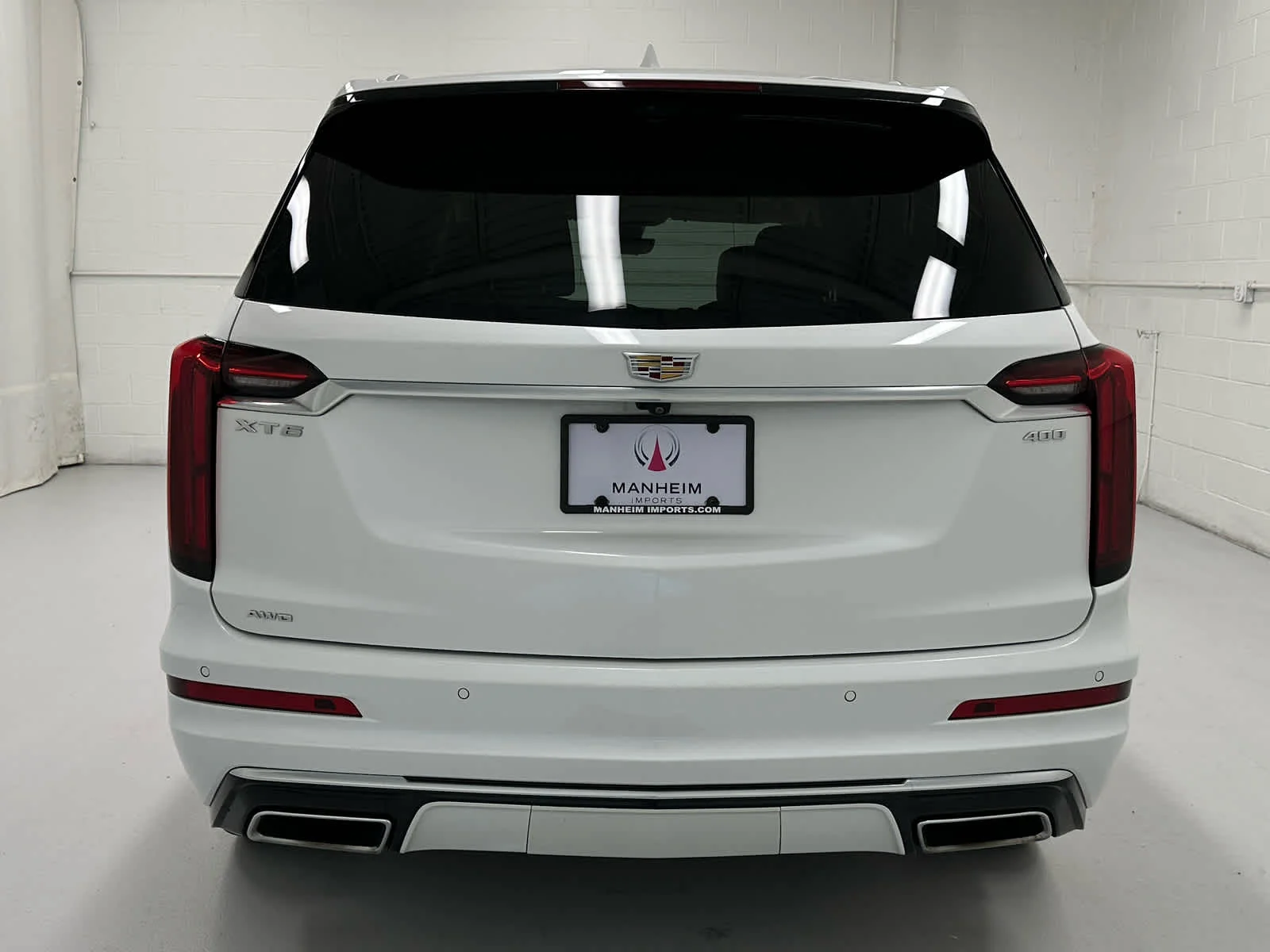 Used 2023 Crystal White Tricoat Cadillac AWD Premium Luxury image 7