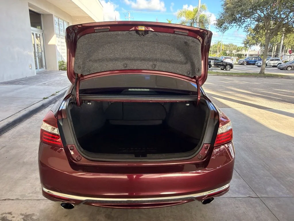Used 2016 Red Honda Sport image 27
