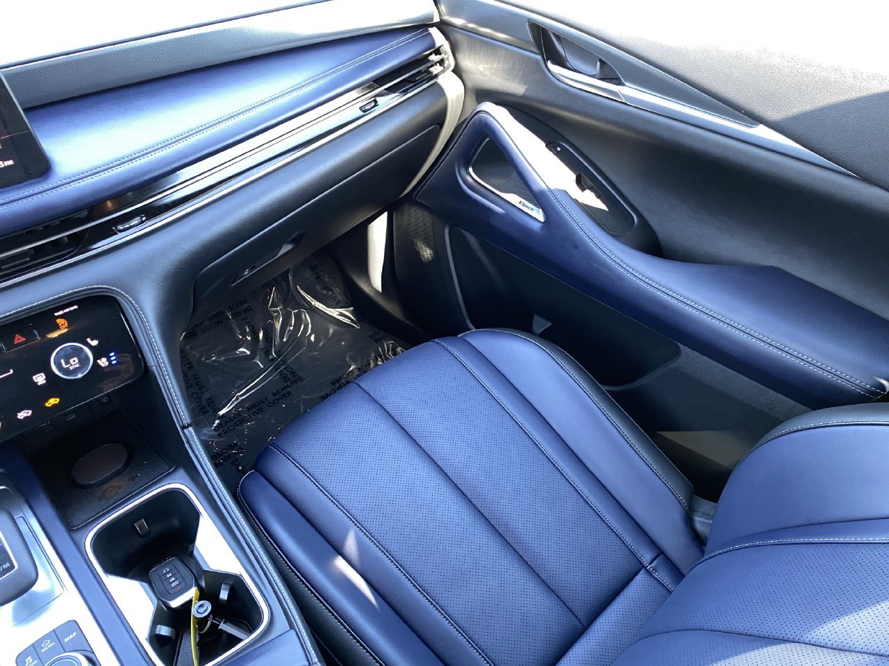New 2027 Mineral Black INFINITI SPORT image 20