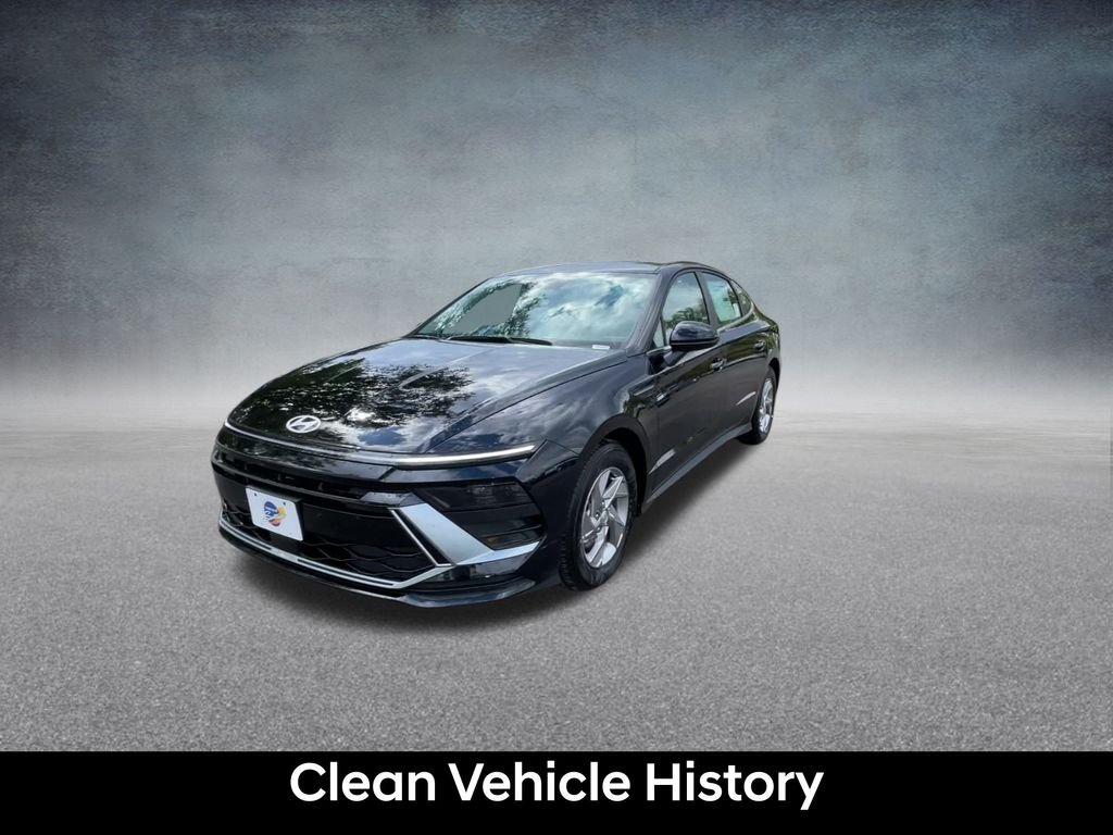 Certified Used 2026 Abyss Black Hyundai SE image 9