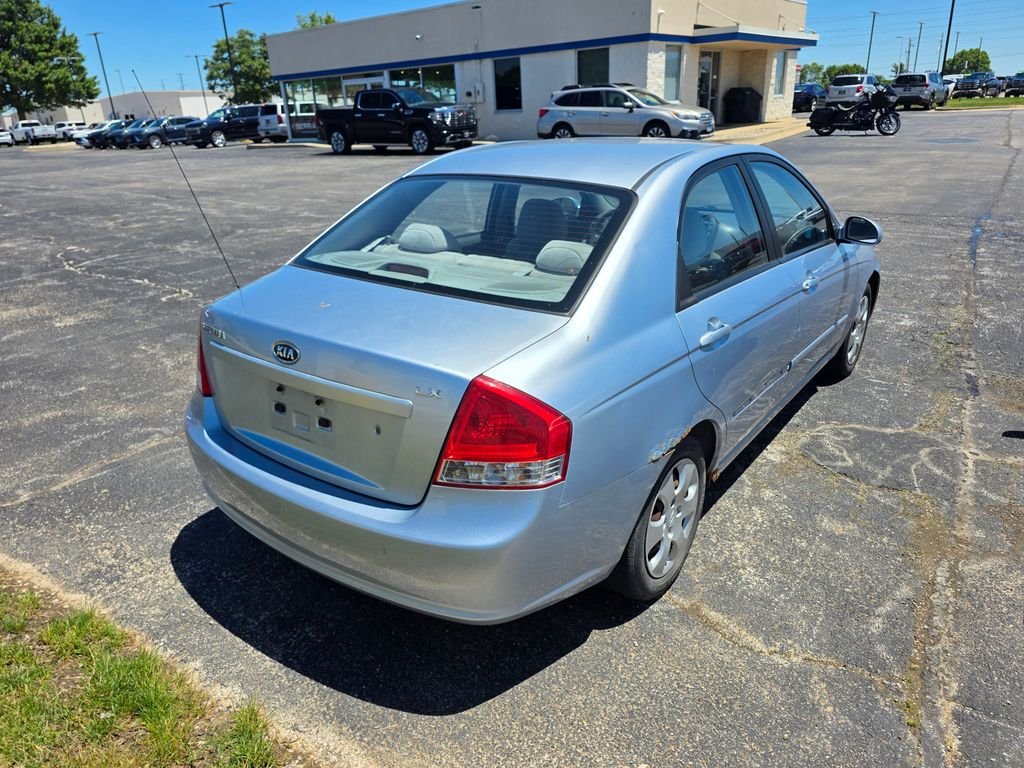 Used 2008 Ice Blue Kia LX image 4