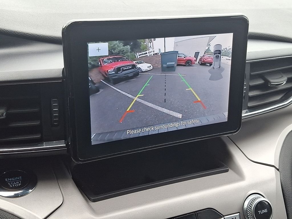 Used 2023 Gray Ford XLT image 18