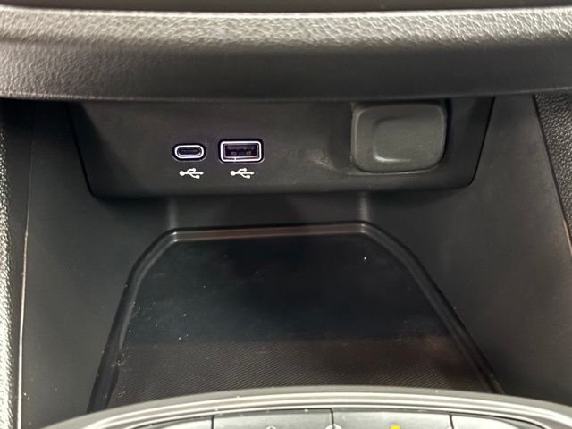 Used 2024 Blue Buick Preferred image 27
