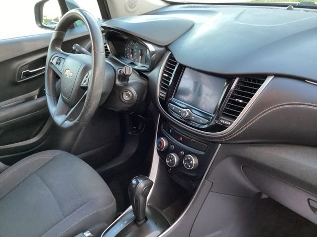 Used 2020 Gray Chevrolet LS image 37
