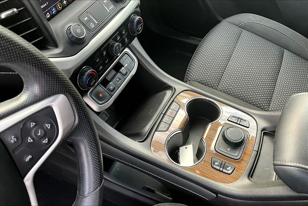 Used 2023 Ultra Blue Metallic GMC SLE image 21